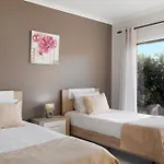 Colina Villa