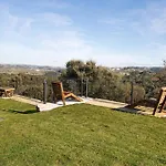 Colina Villa *
